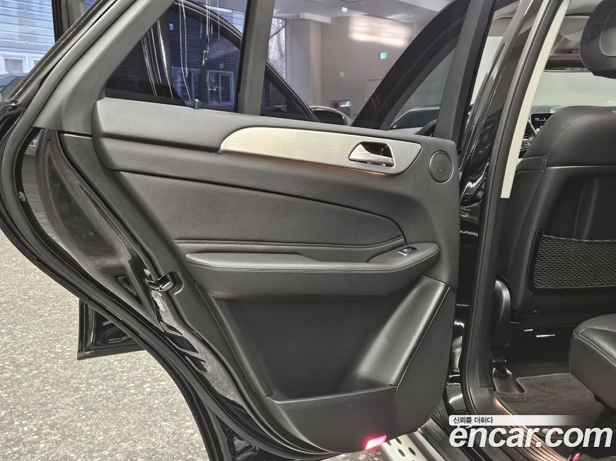 Mercedes-Benz GLE-Class 2018