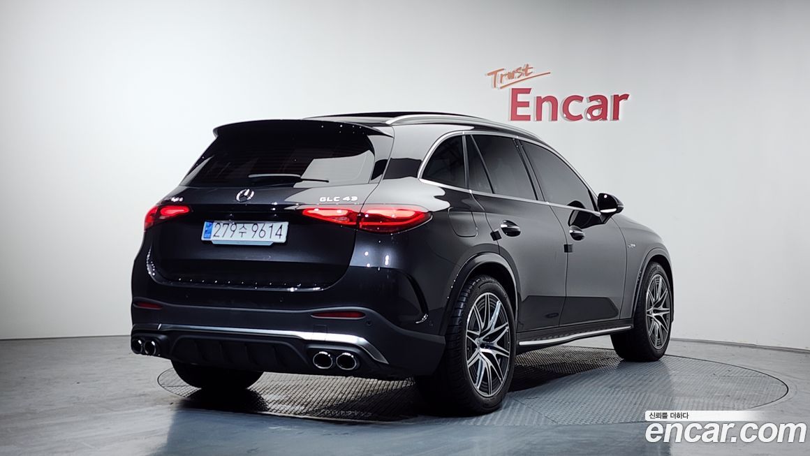 Mercedes-Benz GLC-Class 2024