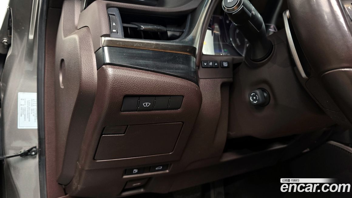 Lexus ES 2021