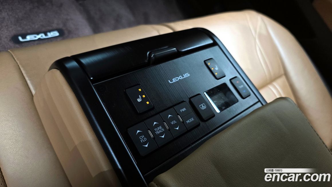 Lexus ES 2021