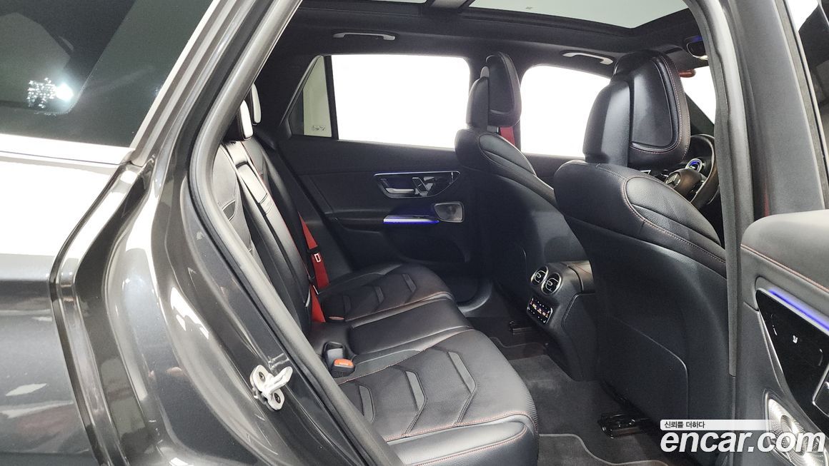 Mercedes-Benz GLC-Class 2024