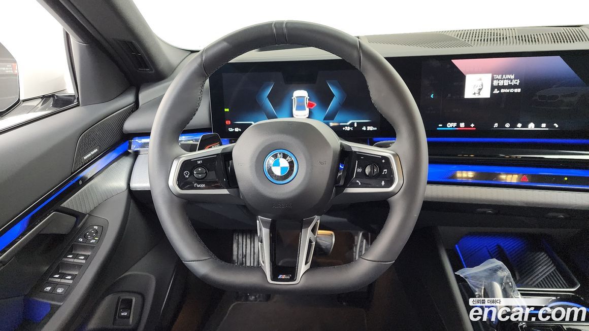BMW i5 2025