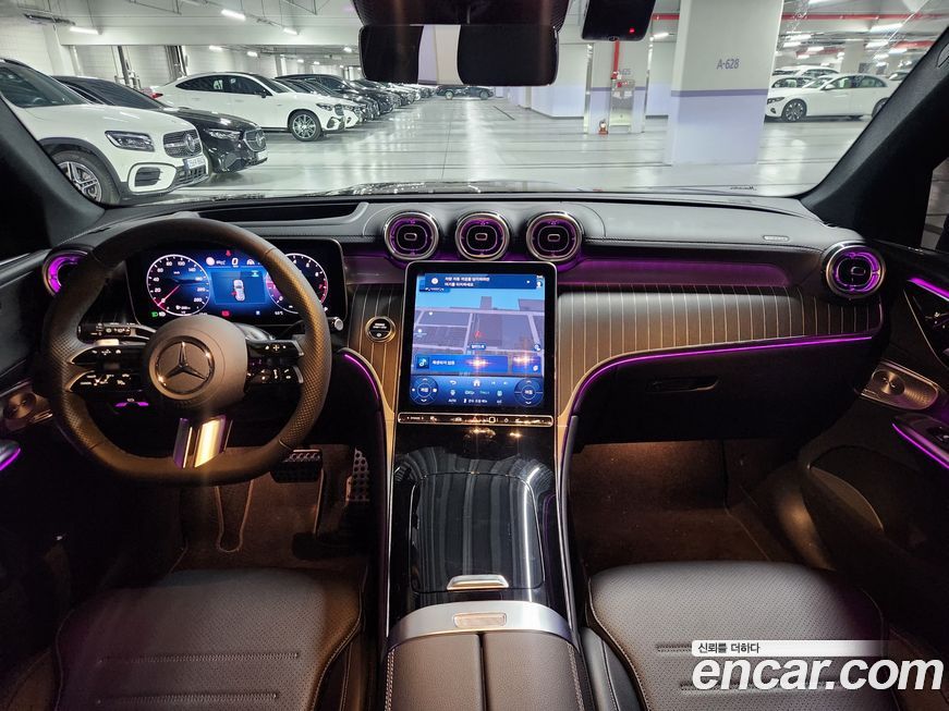 Mercedes-Benz GLC-Class 2025