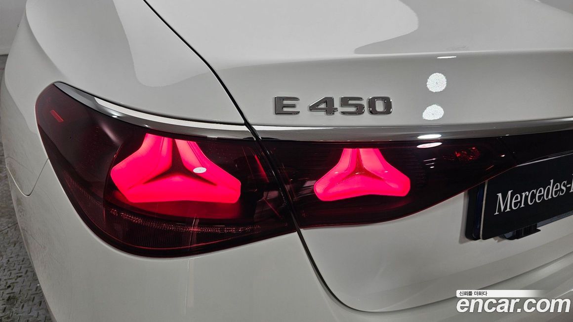 Mercedes-Benz E-Class 2025