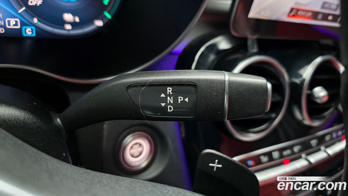 Mercedes-Benz GLC-Class 2020