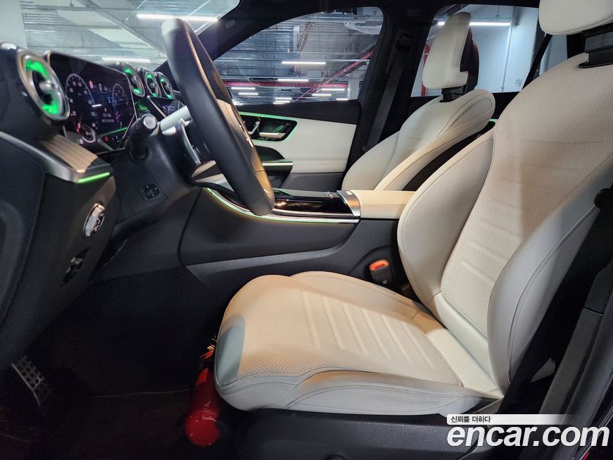 Mercedes-Benz GLC-Class 2025