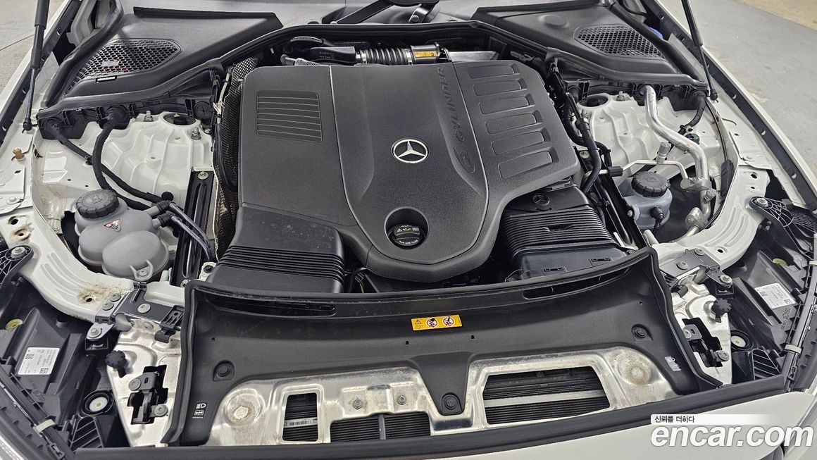 Mercedes-Benz E-Class 2025