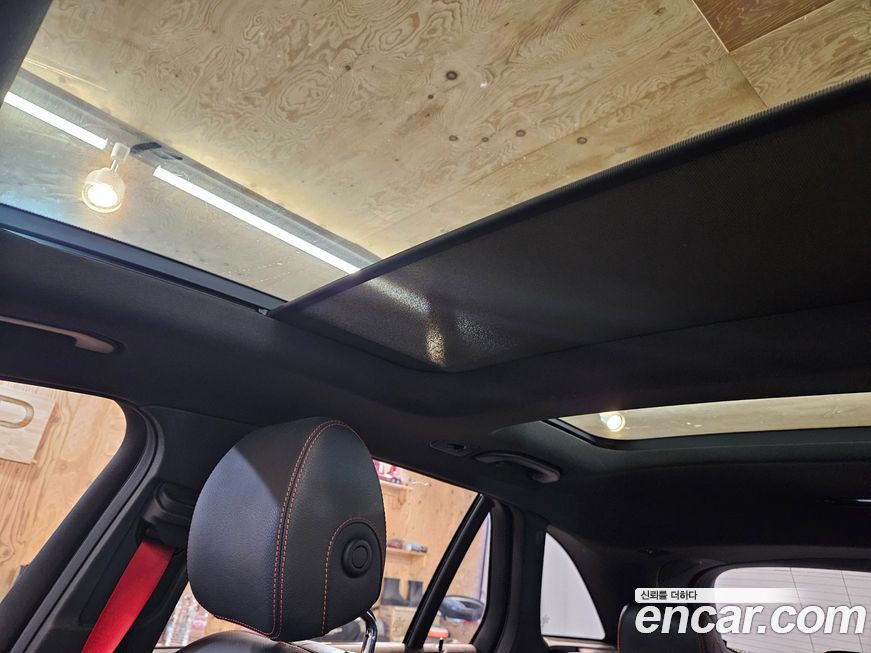 Mercedes-Benz GLC-Class 2017