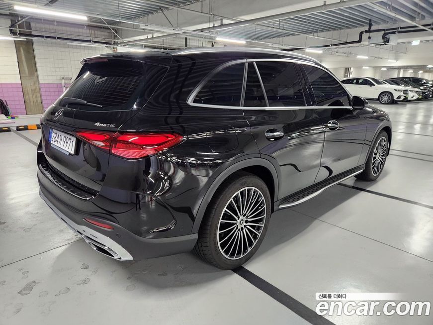 Mercedes-Benz GLC-Class 2025