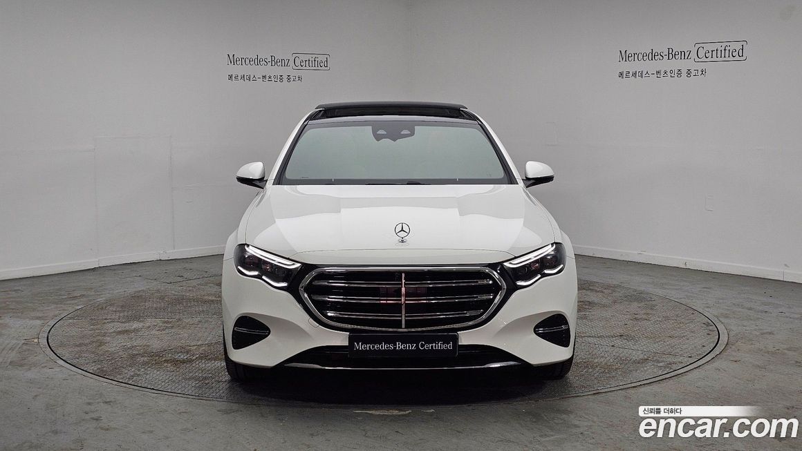 Mercedes-Benz E-Class 2025