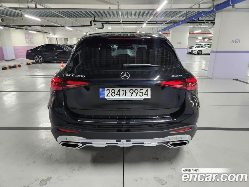 Mercedes-Benz GLC-Class 2025