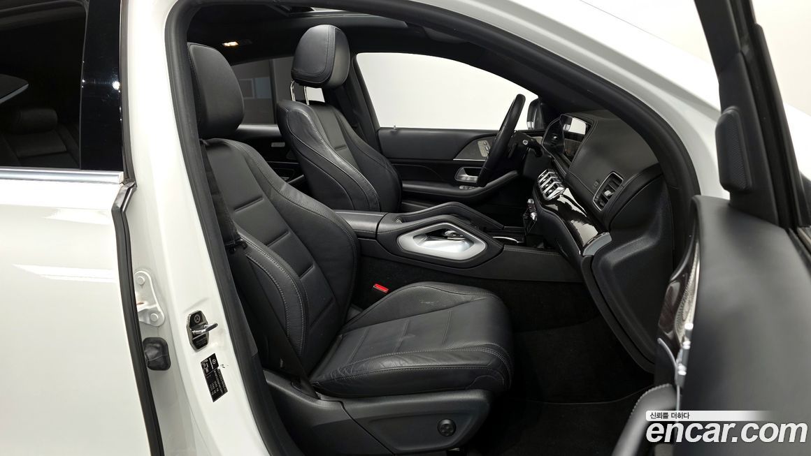 Mercedes-Benz GLE-Class 2023