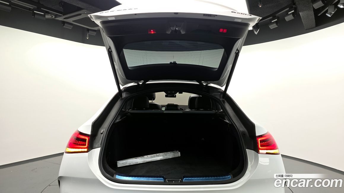 Mercedes-Benz GLE-Class 2023