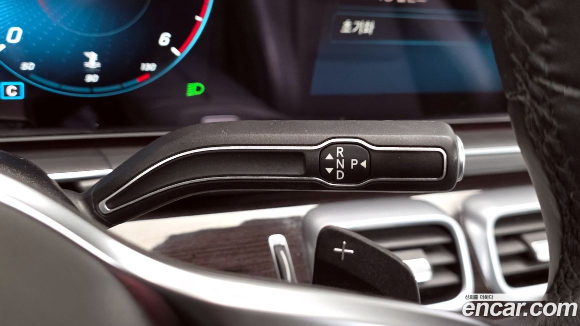 Mercedes-Benz GLE-Class 2023