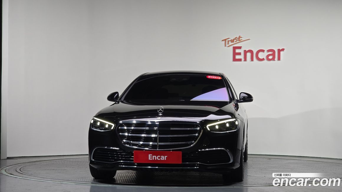 Mercedes-Benz S-Class 2021