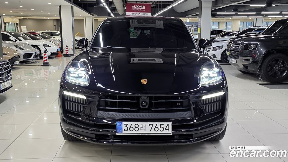 Porsche Macan 2022