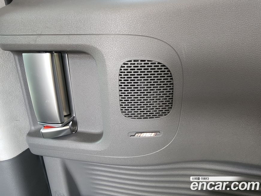 Hyundai Staria 2024