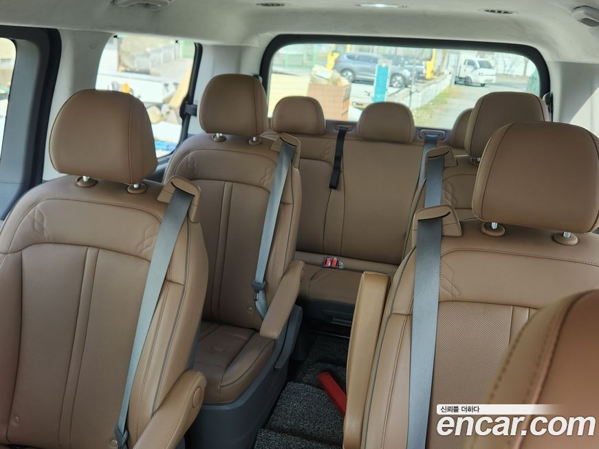 Hyundai Staria 2024
