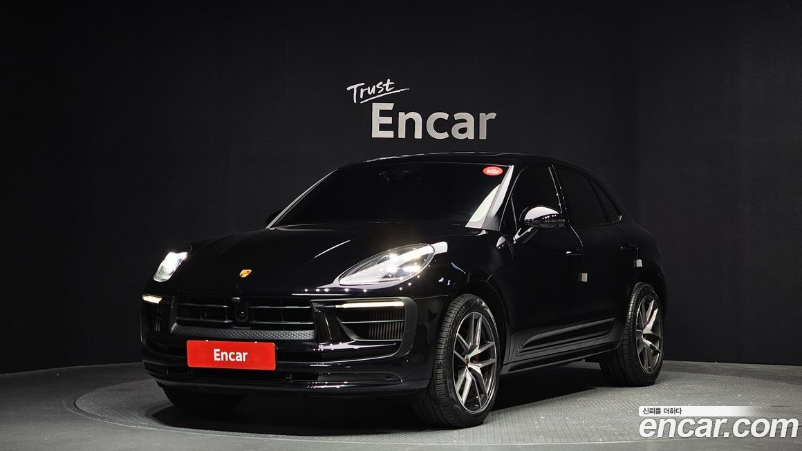 Porsche Macan 2022