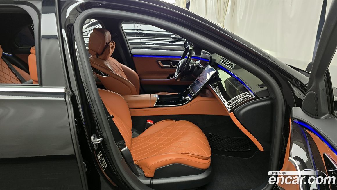 Mercedes-Benz S-Class 2021