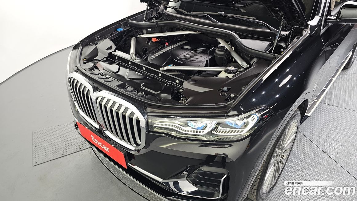 BMW X7 2021