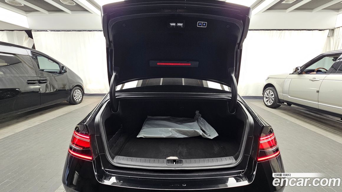 Genesis G90 2023