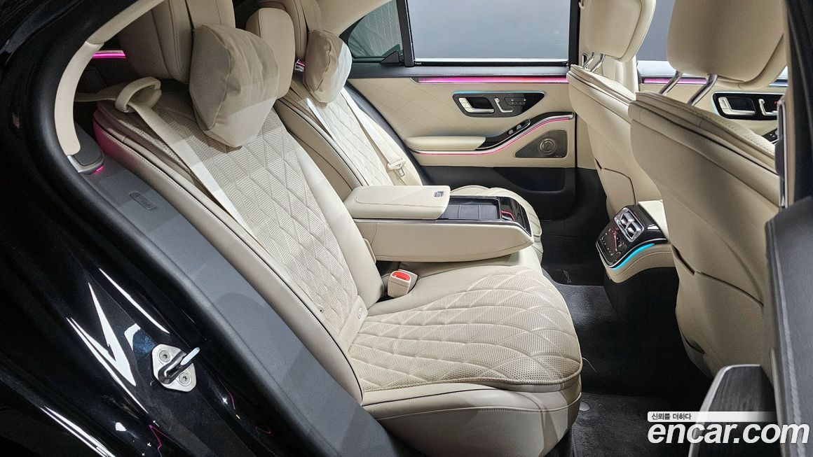 Mercedes-Benz S-Class 2021