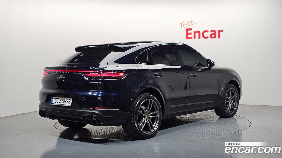Porsche Cayenne 2022
