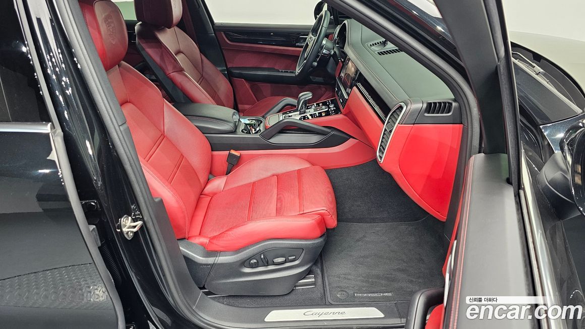 Porsche Cayenne 2023