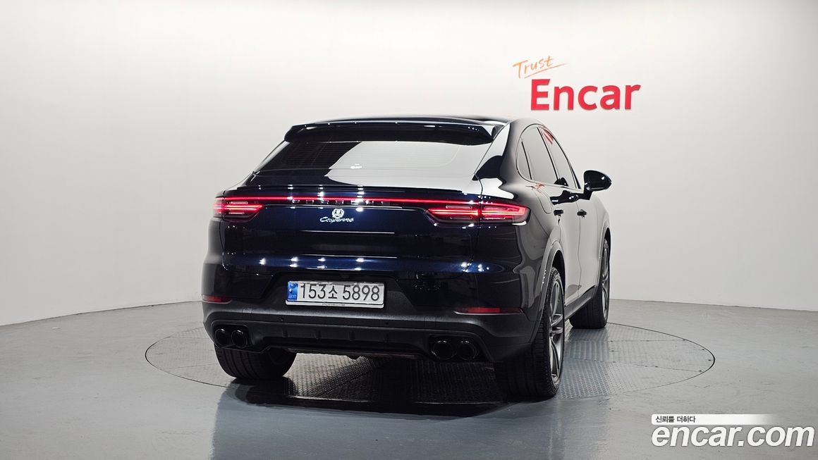Porsche Cayenne 2022