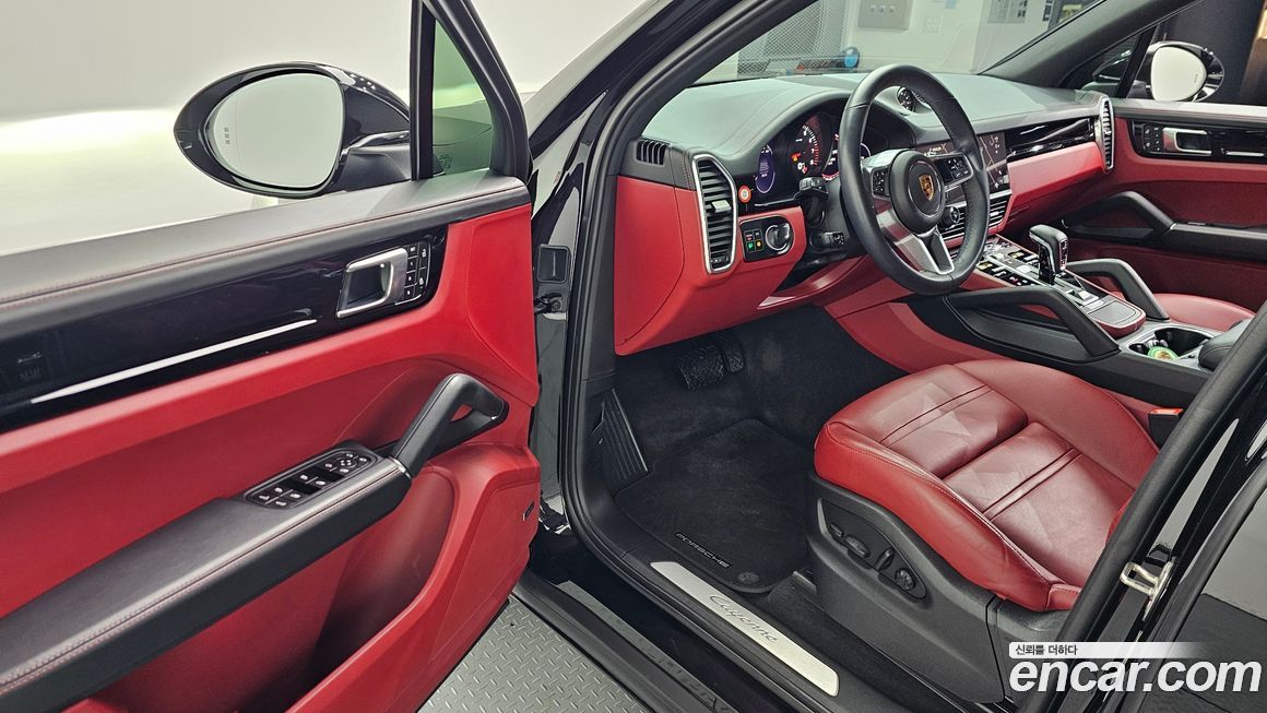 Porsche Cayenne 2023