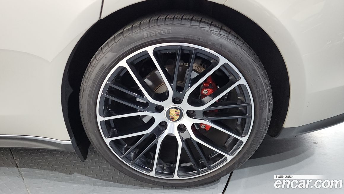 Porsche Panamera 2022
