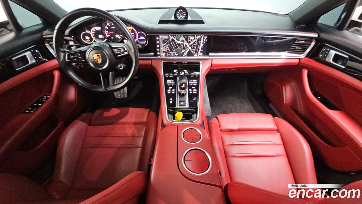 Porsche Panamera 2022