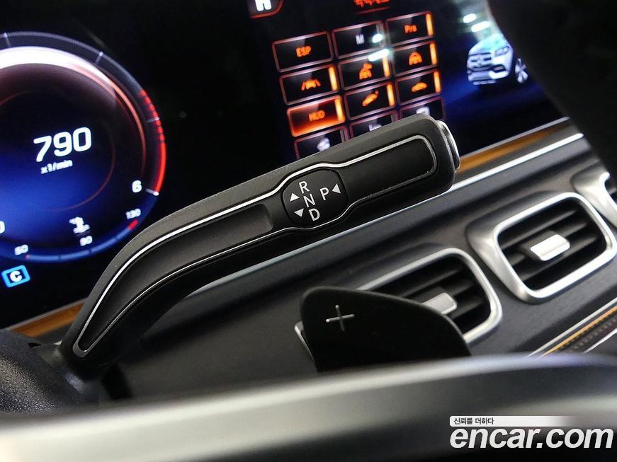 Mercedes-Benz GLS-Class 2022