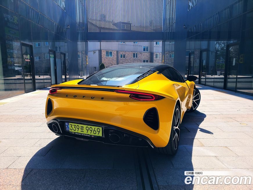 Lotus Emira 2024