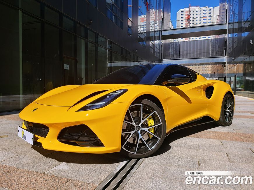 Lotus Emira 2024