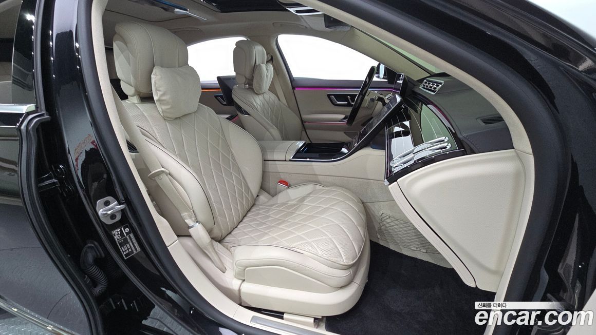 Mercedes-Benz S-Class 2023