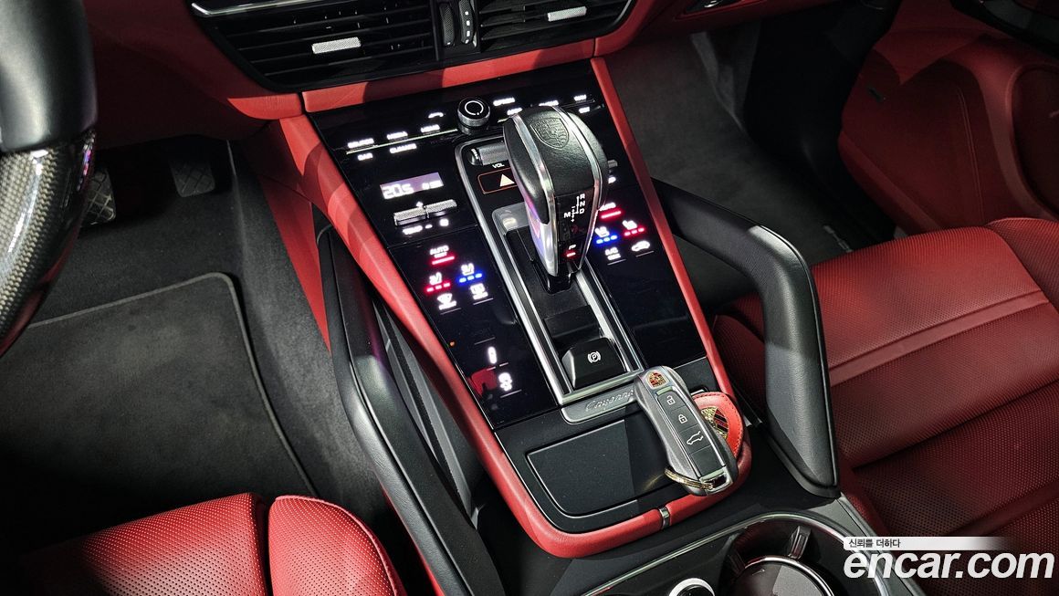 Porsche Cayenne 2022