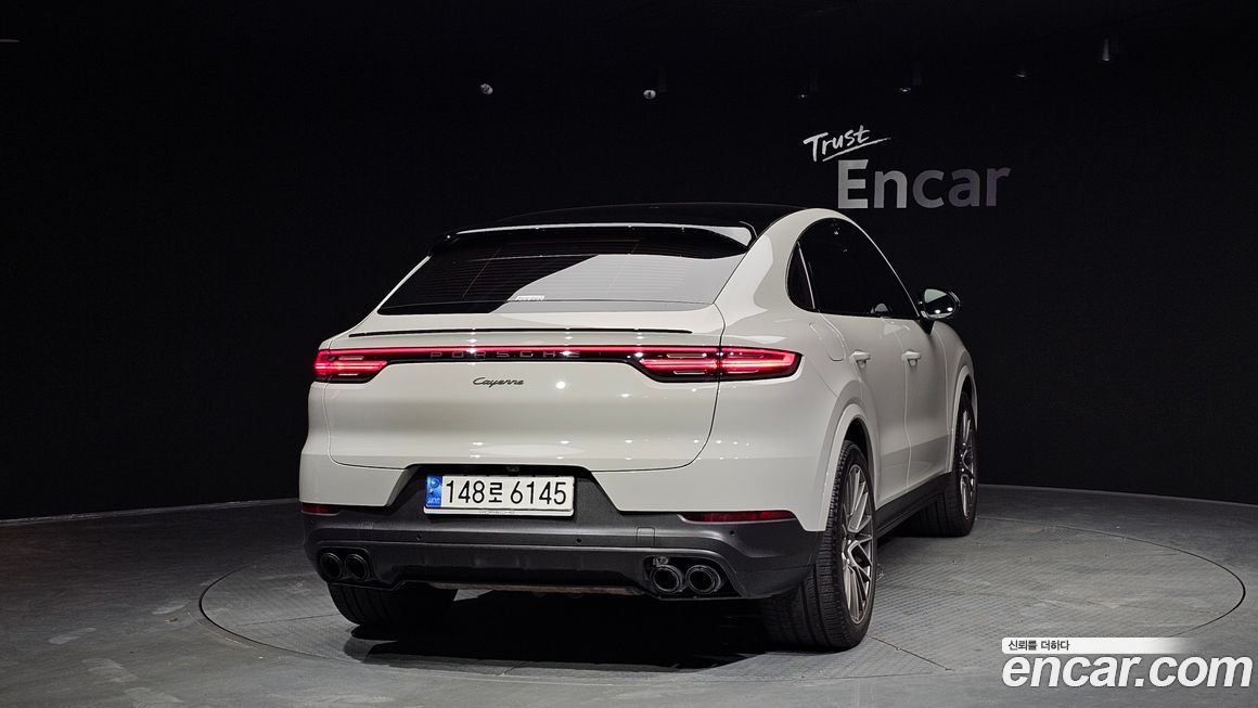 Porsche Cayenne 2022