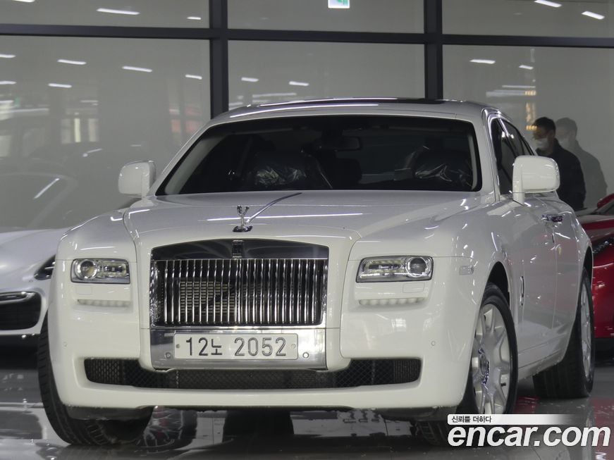 Rolls-Royce Ghost 2011
