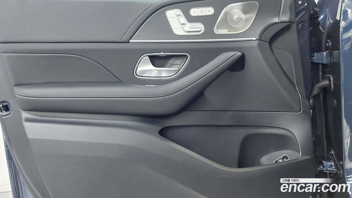 Mercedes-Benz GLE-Class 2025