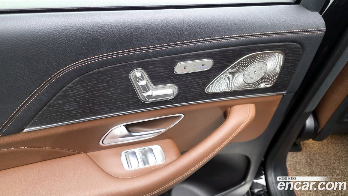 Mercedes-Benz GLS-Class 2024