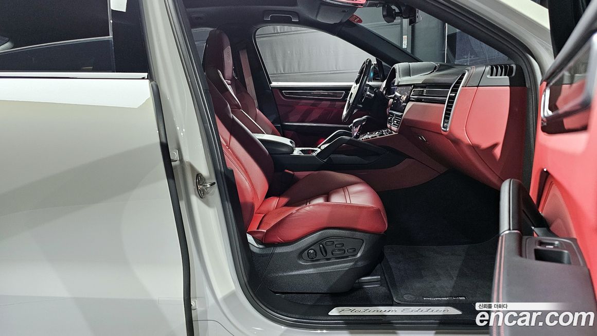 Porsche Cayenne 2022