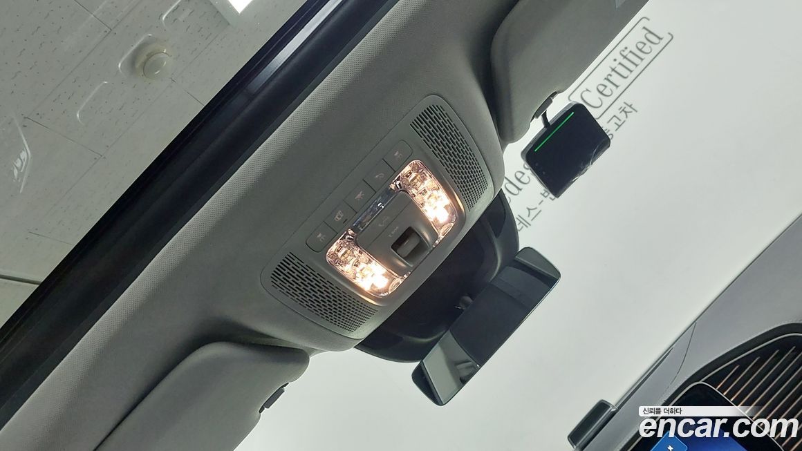 Mercedes-Benz GLE-Class 2025