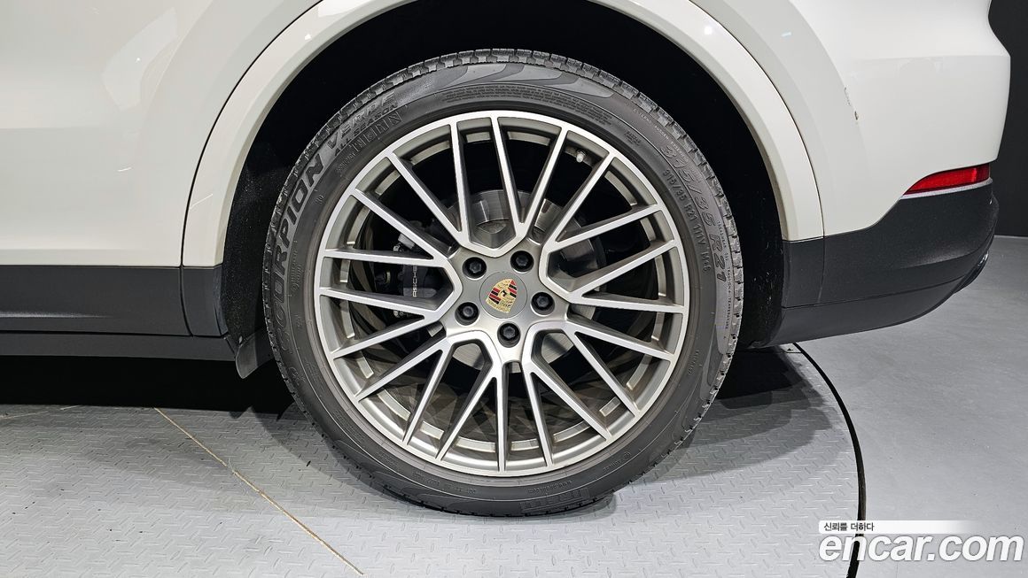 Porsche Cayenne 2022