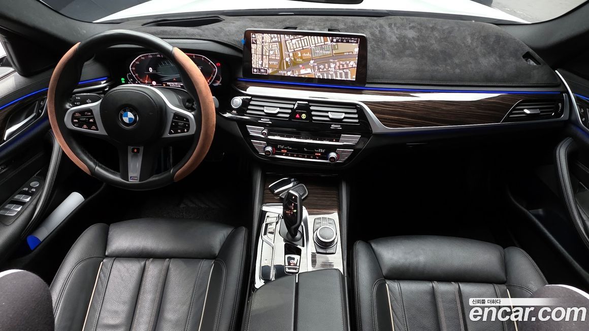 BMW 5-Series 2022