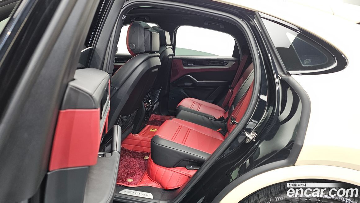 Porsche Cayenne 2024