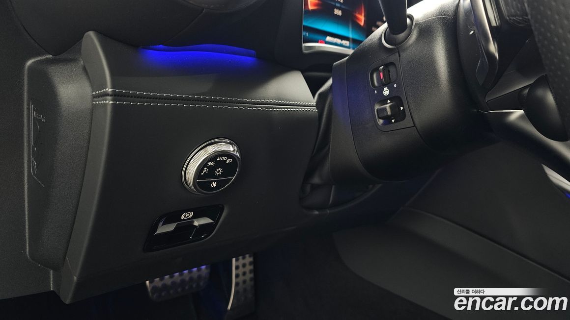 Mercedes-Benz SL-Class 2025