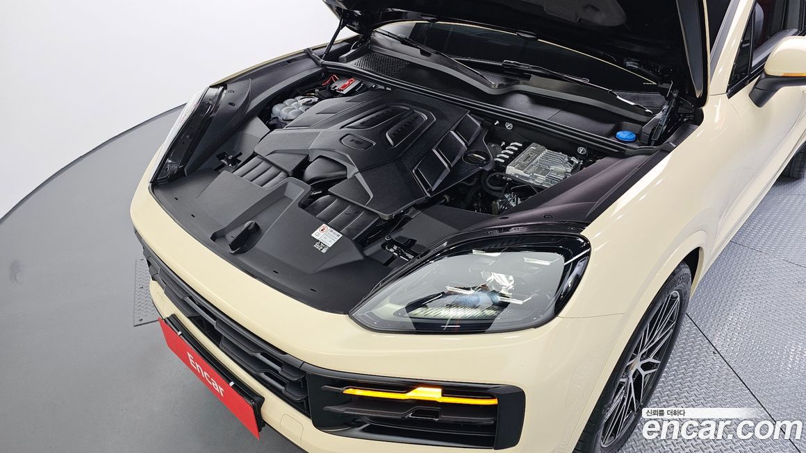 Porsche Cayenne 2024