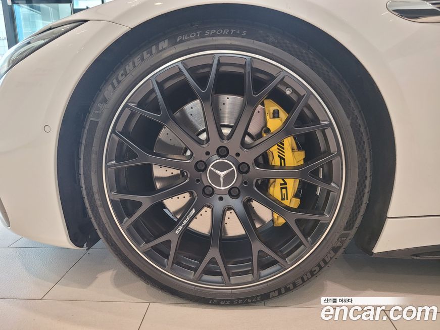 Mercedes-Benz SL-Class 2023